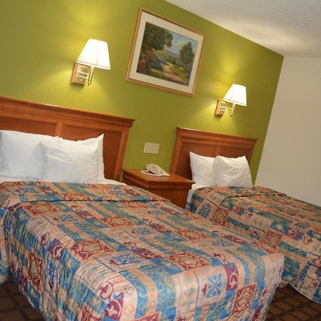 Bloomer Inn & Suites Exteriér fotografie