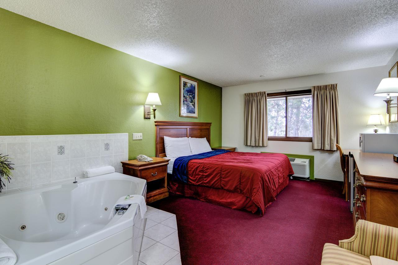 Bloomer Inn & Suites Exteriér fotografie