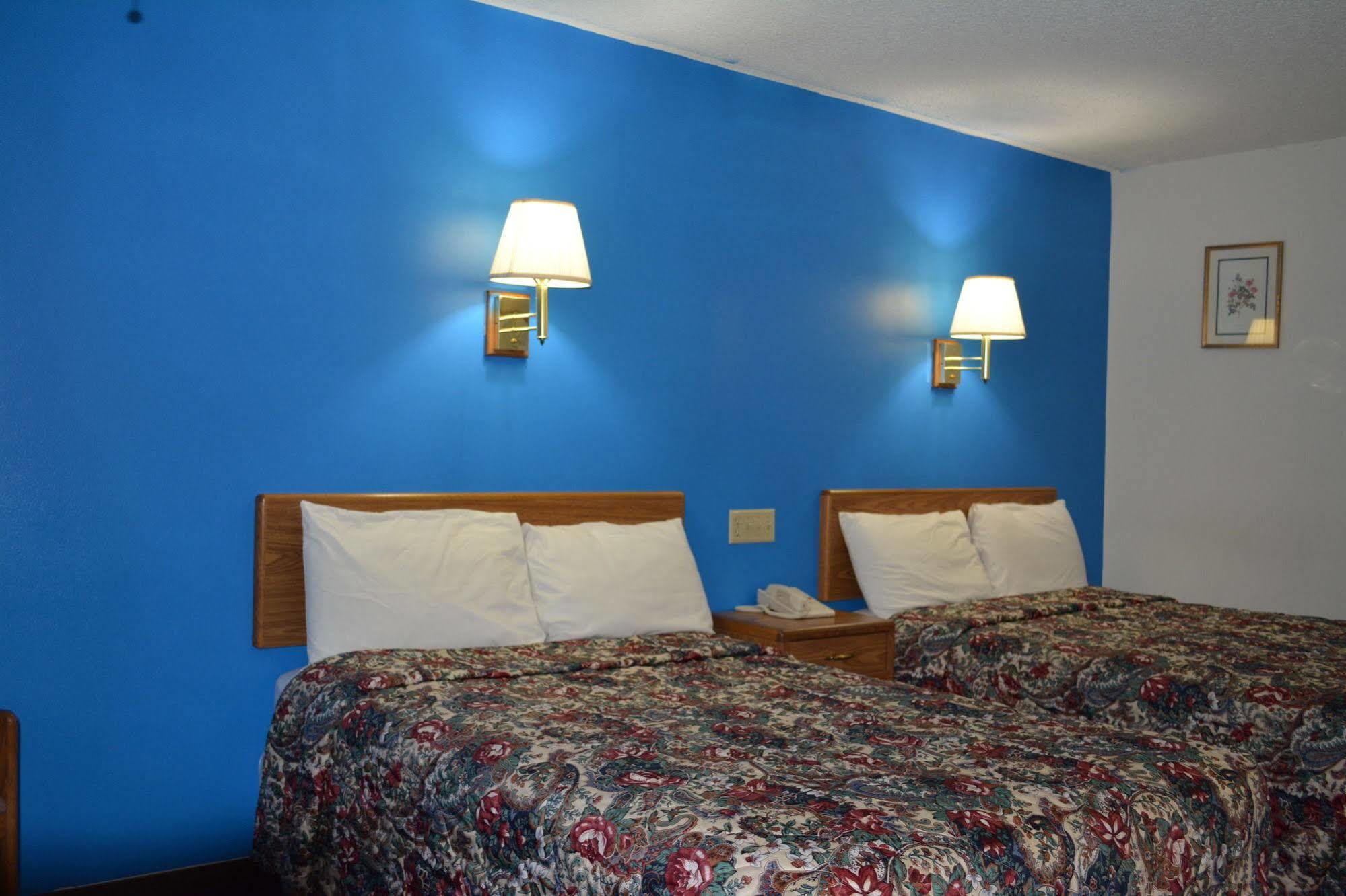 Bloomer Inn & Suites Exteriér fotografie
