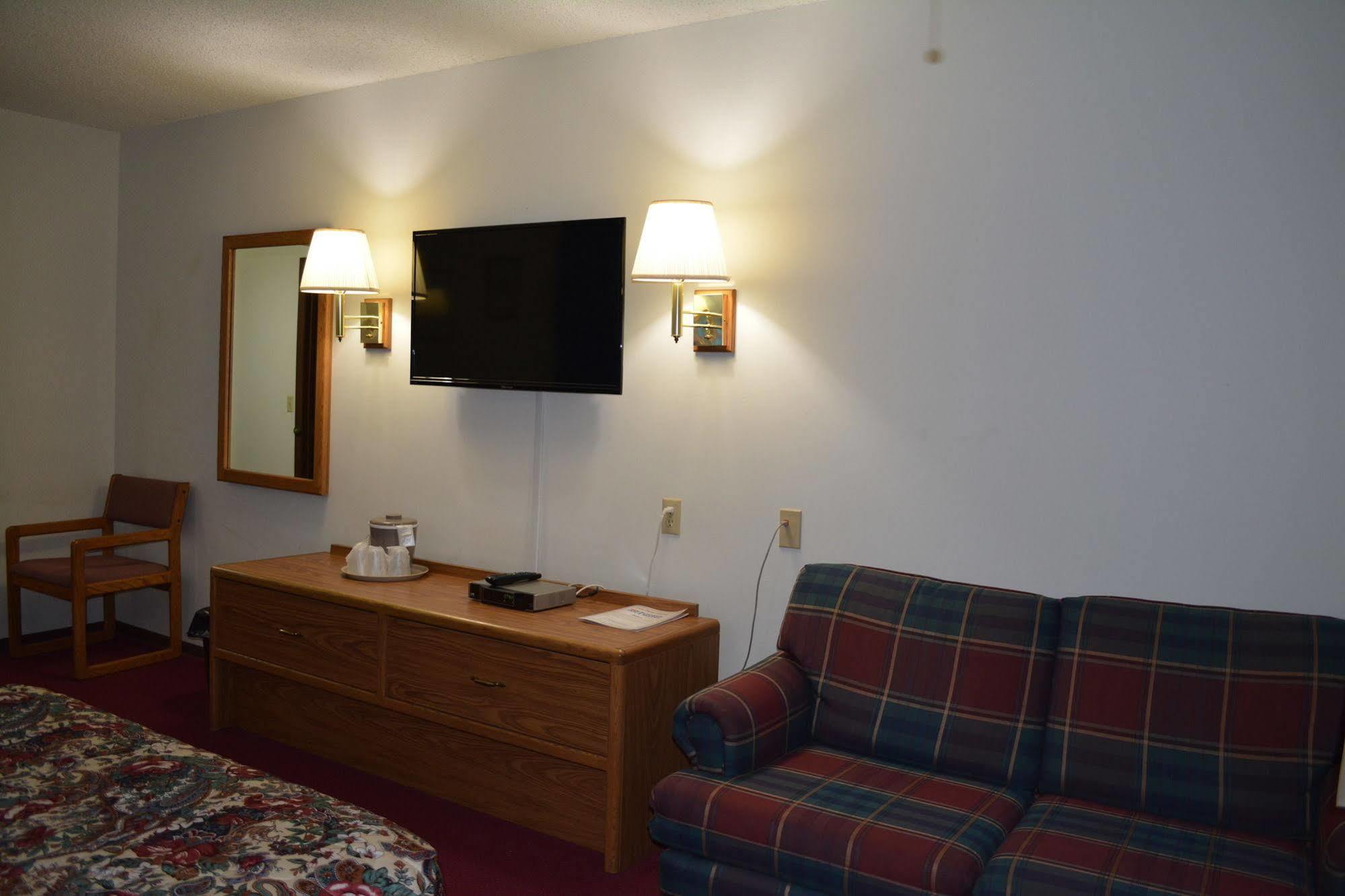 Bloomer Inn & Suites Exteriér fotografie