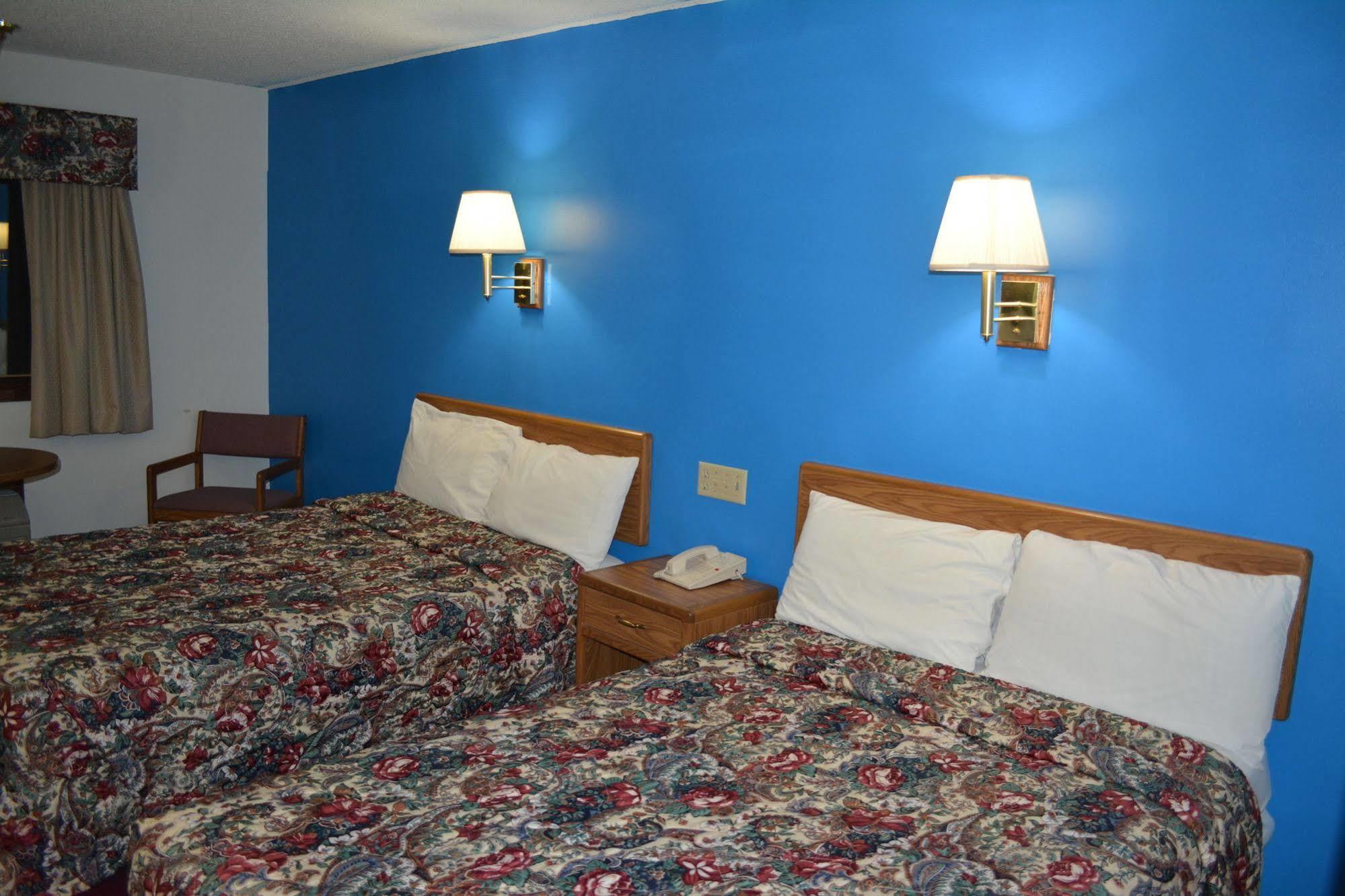 Bloomer Inn & Suites Exteriér fotografie