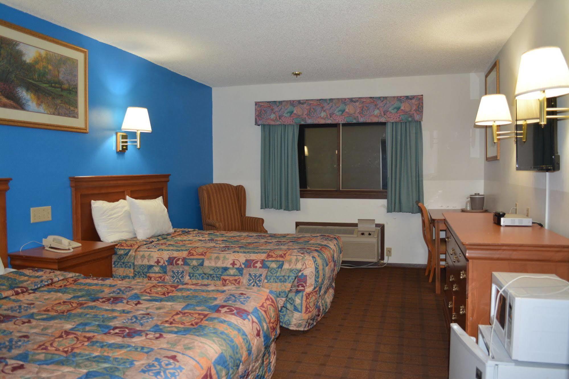 Bloomer Inn & Suites Exteriér fotografie